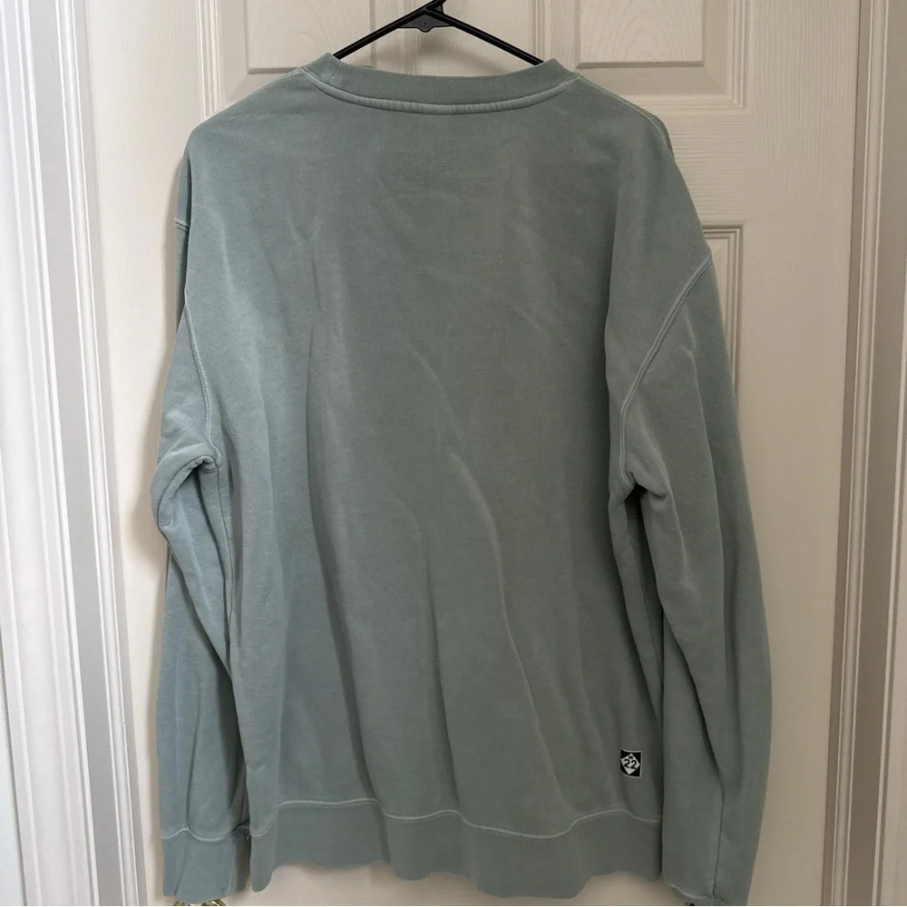 M22 Green Sweatshirt size large - Picture 3 of 3